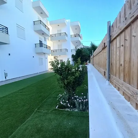 Central Rooms Μακρύγιαλος